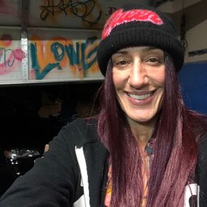 Meet your Posher, Hope bindler